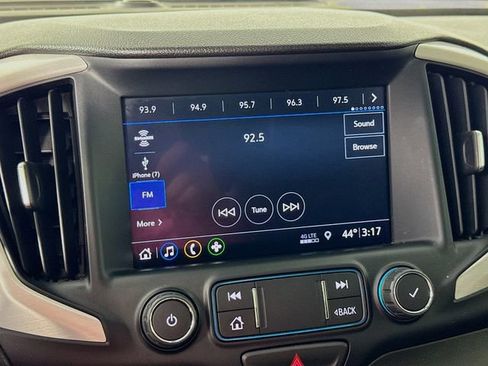 Used 2021 GMC Terrain SLT w/ Elevation Edition image 18