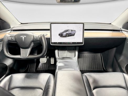 Used 2023 Tesla Model Y Performance AWD/4WD image 15