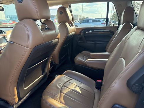 Used 2015 Buick Enclave Leather FWD image 6