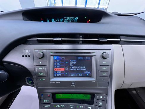 Used 2012 Toyota Prius Four FWD image 26
