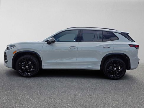 New 2026 Volkswagen Tiguan SE R-Line AWD/4WD image 6