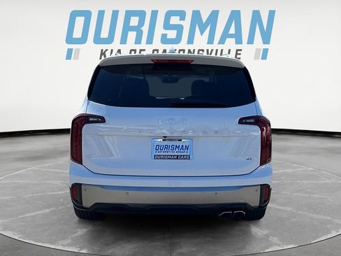 Used 2025 Kia Telluride S image 5
