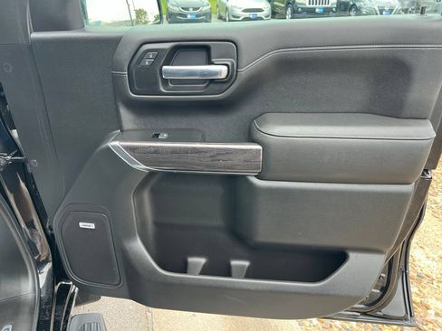 Used 2020 Chevrolet Silverado 1500 LTZ w/ LTZ Premium Package AWD/4WD image 36