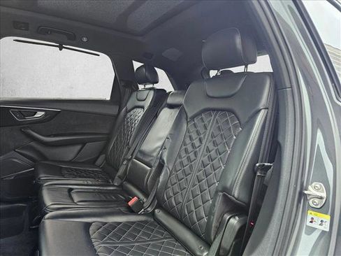 Used 2020 Audi SQ7 Prestige image 16