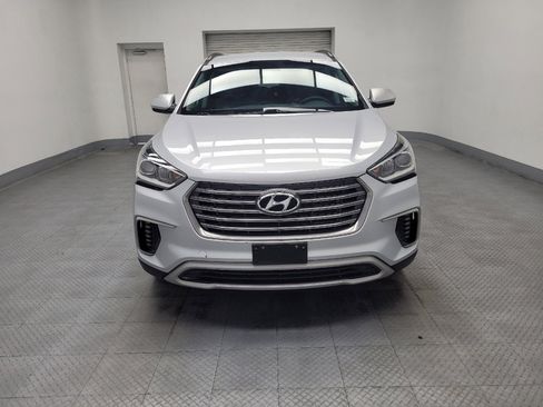 Used 2017 Hyundai Santa Fe SE image 14