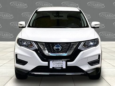 Used 2020 Nissan Rogue AWD image 2