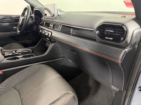 Used 2023 Honda Pilot Sport image 31