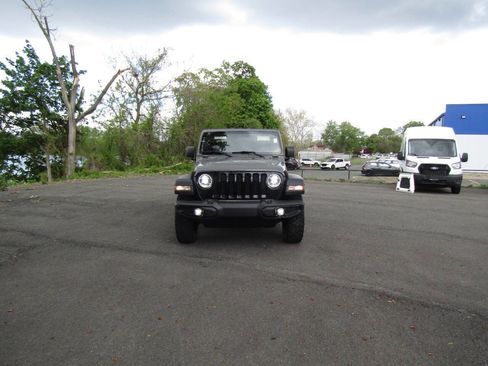 Used 2021 Jeep Wrangler Unlimited Sport AWD/4WD image 11