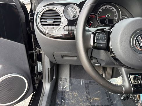 Used 2017 Volkswagen Beetle 1.8T S image 14