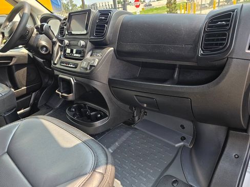 Used 2022 RAM ProMaster 2500 w/ Interior LED Lighting Group FWD image 18