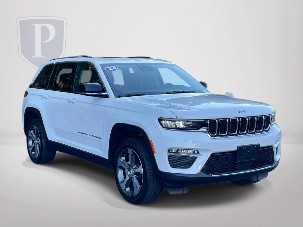 Used 2023 Jeep Grand Cherokee Limited AWD/4WD image 2