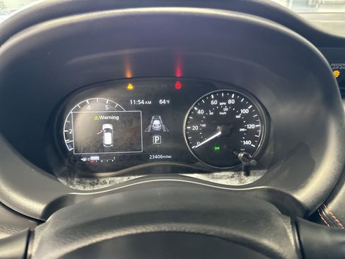 Used 2023 Nissan Kicks SR w/ SR Premium Package FWD image 22