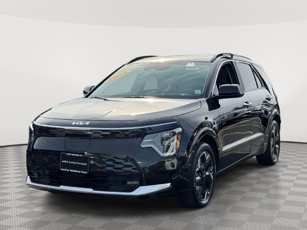 Certified 2025 Kia Niro Wave w/ Wave Preserve Package FWD image 3