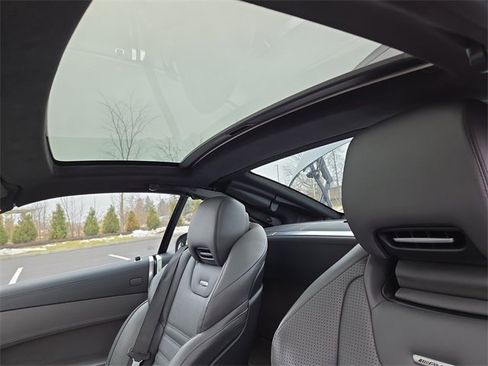 Used 2017 Mercedes-Benz SL 63 AMG SL 63 AMG image 28