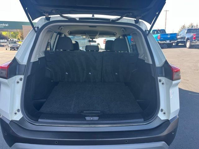 Used 2023 Nissan Rogue S AWD/4WD image 33