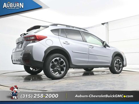 Used 2023 Subaru Crosstrek 2.0i Premium image 17