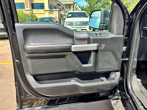 Used 2016 Ford F150 XLT w/ Equipment Group 302A Luxury AWD/4WD image 10
