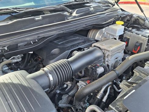 Used 2021 RAM 1500 Laramie image 33