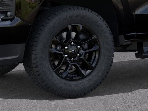 New 2026 Chevrolet Colorado Z71 w/ Midnight Edition image 9