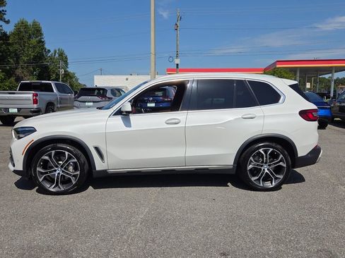 Used 2023 BMW X5 xDrive40i w/ Premium Package AWD/4WD image 2