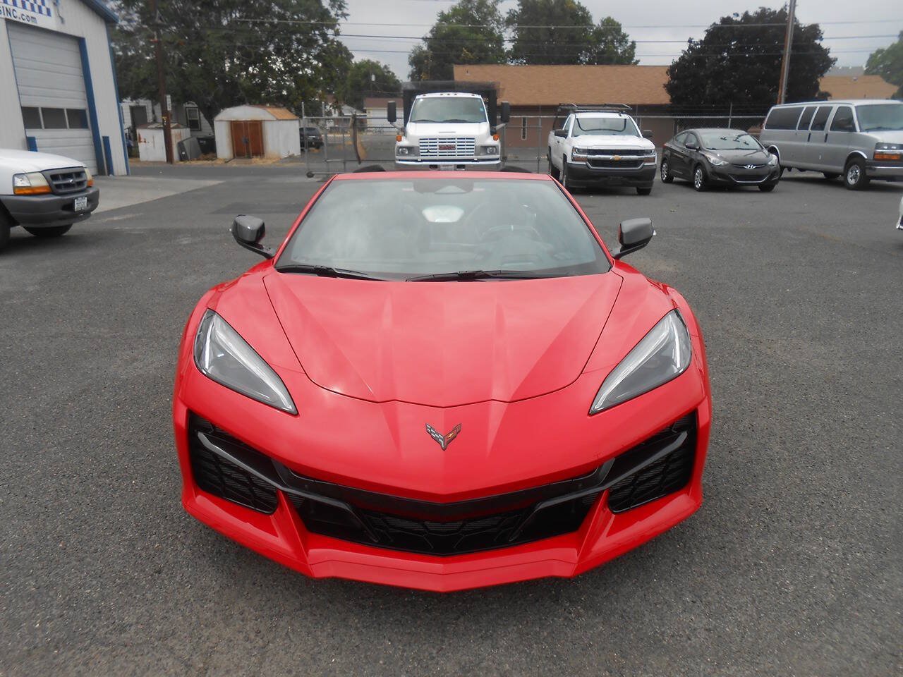 Used 2024 Chevrolet Corvette Z06 RWD image 4