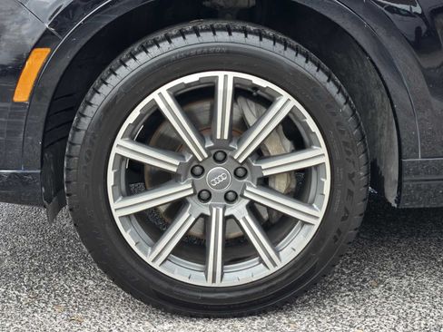 Used 2017 Audi Q7 2.0T Premium Plus w/ Premium Plus Package AWD/4WD image 13
