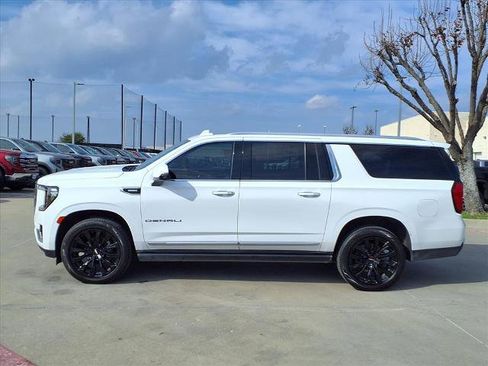 Certified 2023 GMC Yukon XL Denali image 27