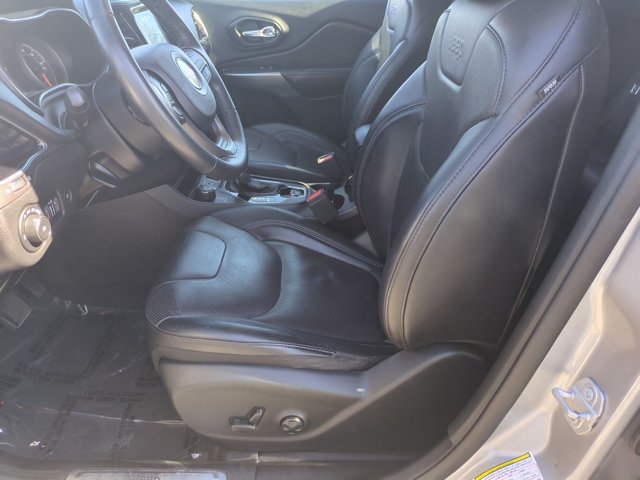 Used 2019 Jeep Cherokee Limited AWD/4WD image 15