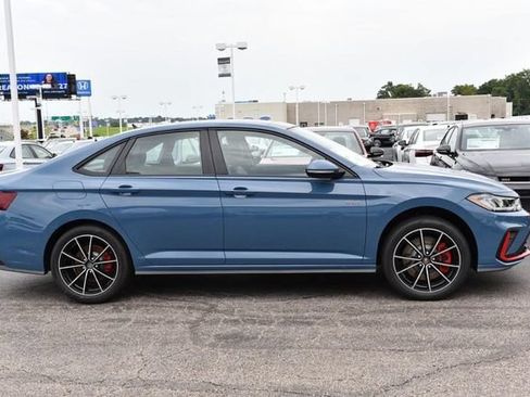 New 2026 Volkswagen Jetta GLI Autobahn FWD image 5