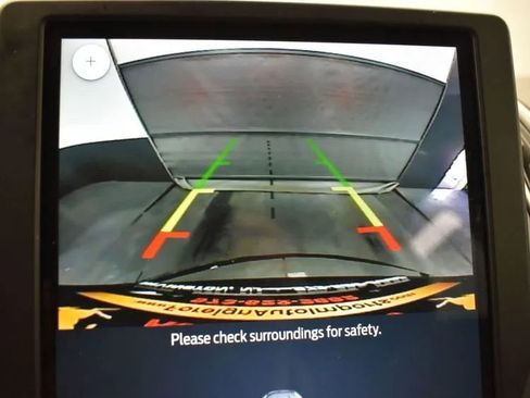 Used 2024 Ford Edge SEL image 31