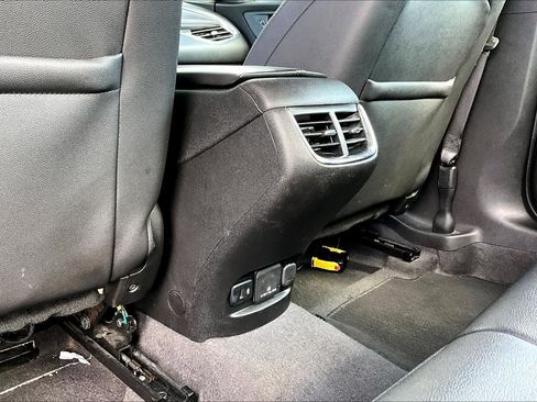 Used 2024 Chevrolet Malibu LT FWD image 36