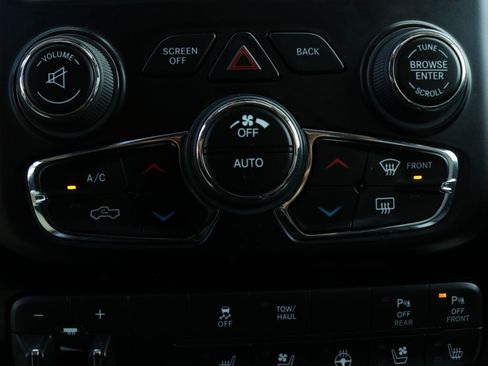 Used 2018 RAM 1500 Sport w/ Sport Premium Group AWD/4WD image 33