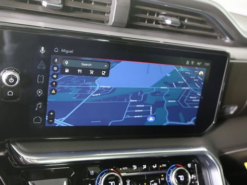 Used 2024 GMC Sierra 1500 Denali w/ Denali Reserve Package image 10