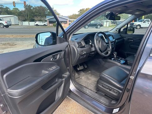 Used 2017 Honda Ridgeline RTL-E image 12