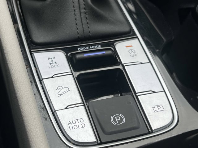 Certified 2025 Hyundai Tucson SEL AWD/4WD image 32