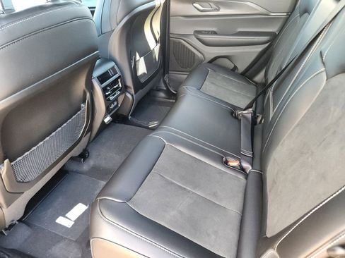 New 2025 Jeep Grand Cherokee Altitude RWD image 19