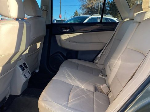 Used 2019 Subaru Outback 2.5i Limited image 14
