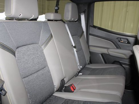 Used 2024 Chevrolet Colorado ZR2 w/ Technology Package image 22