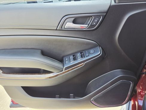 Used 2016 Chevrolet Tahoe LS RWD image 12