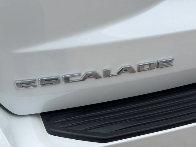 Certified 2025 Cadillac Escalade ESV Premium Luxury w/ Touring Package AWD/4WD image 14