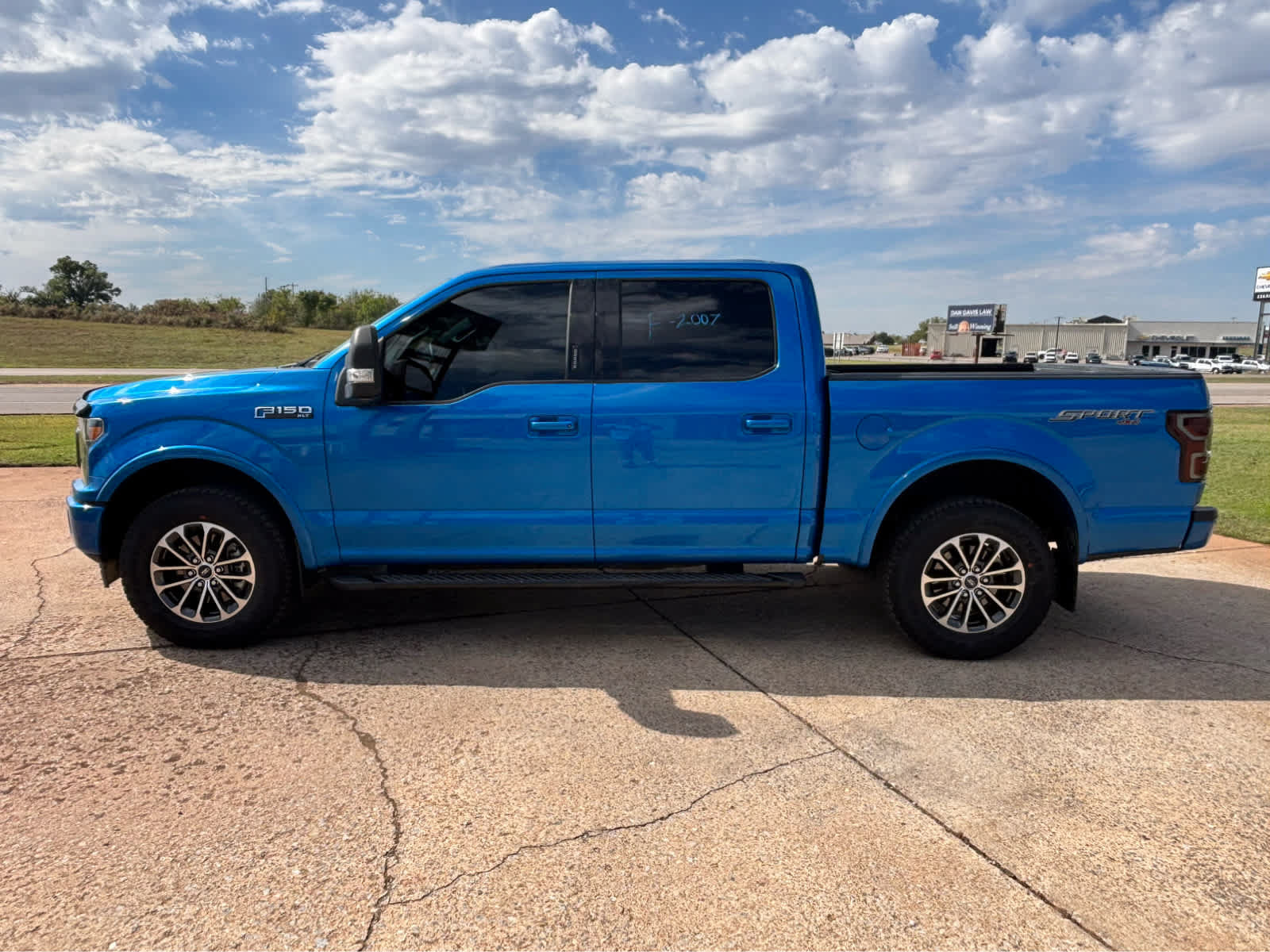 Used 2019 Ford F150 XLT w/ Equipment Group 302A Luxury AWD/4WD image 4