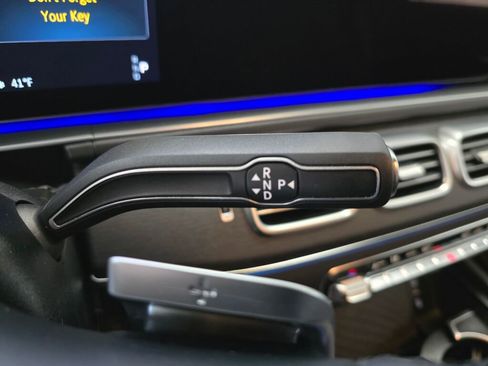 Certified 2025 Mercedes-Benz GLE 350 4MATIC image 16