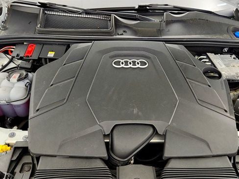 Used 2025 Audi Q7 3.0T Premium Plus AWD/4WD image 29
