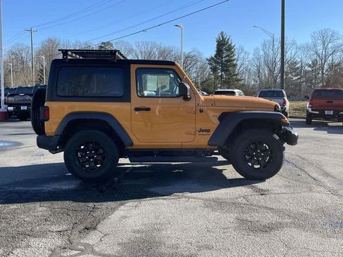 Used 2021 Jeep Wrangler Sport image 6