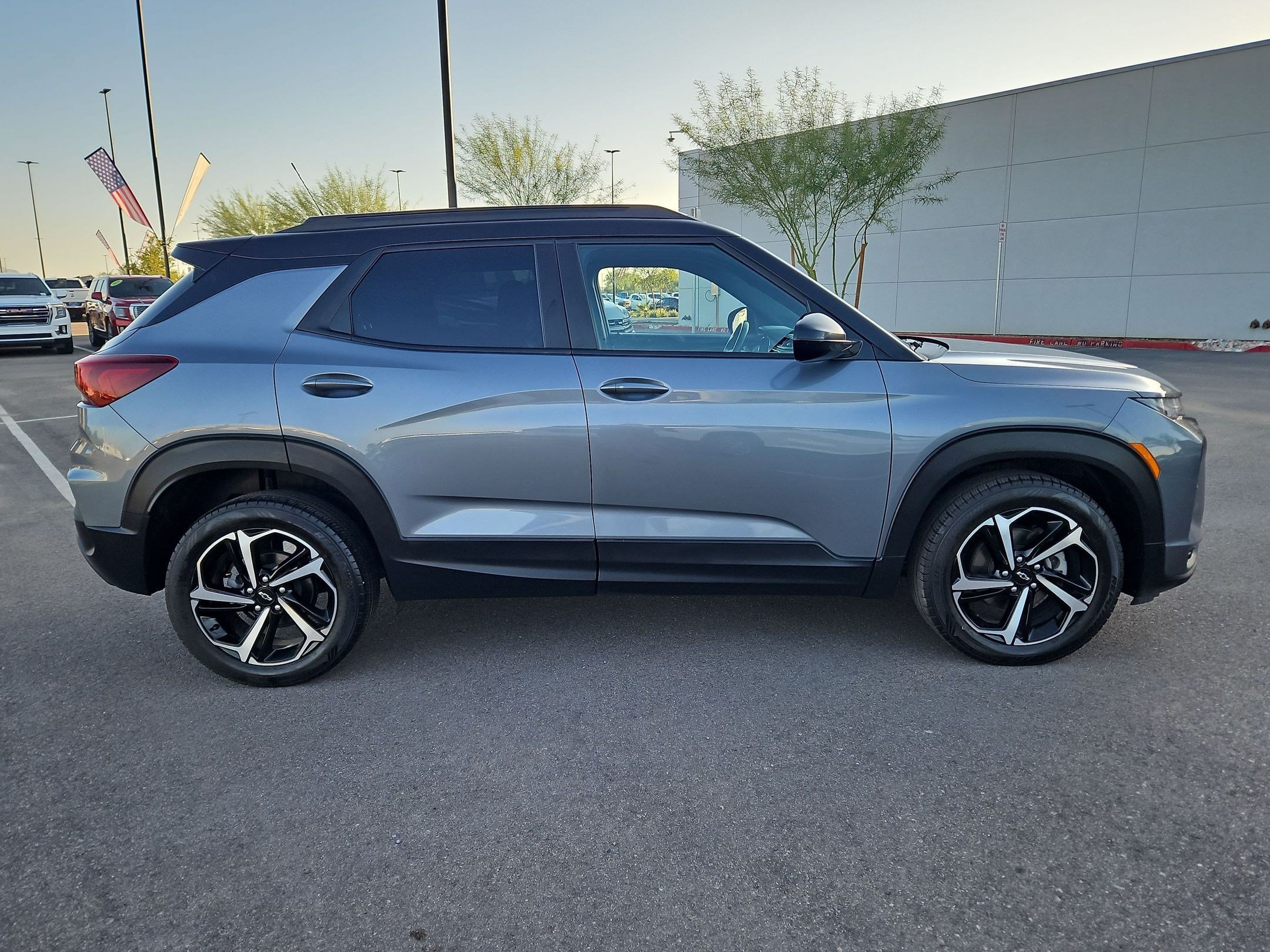 Certified 2022 Chevrolet TrailBlazer RS w/ Convenience Package FWD image 6