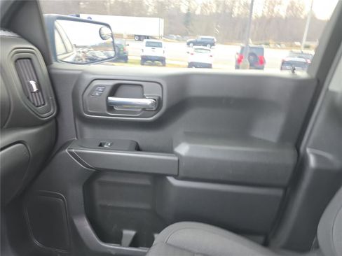 Used 2022 Chevrolet Silverado 1500 Custom image 23