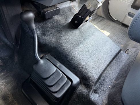 Used 2015 Ford F450 XL w/ Power Equipment Group image 19