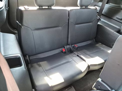 Used 2025 Mitsubishi Outlander SE AWD/4WD image 30