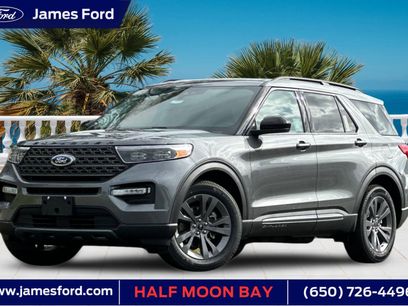 New 2024 Ford Explorer XLT w/ Equipment Group 202A