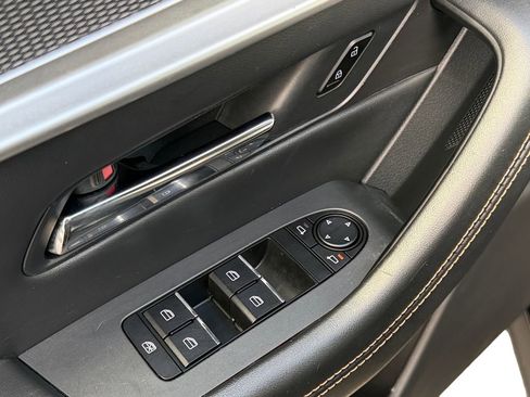 Used 2024 MAZDA CX-90 3.3 Turbo w/ Premium Package image 17